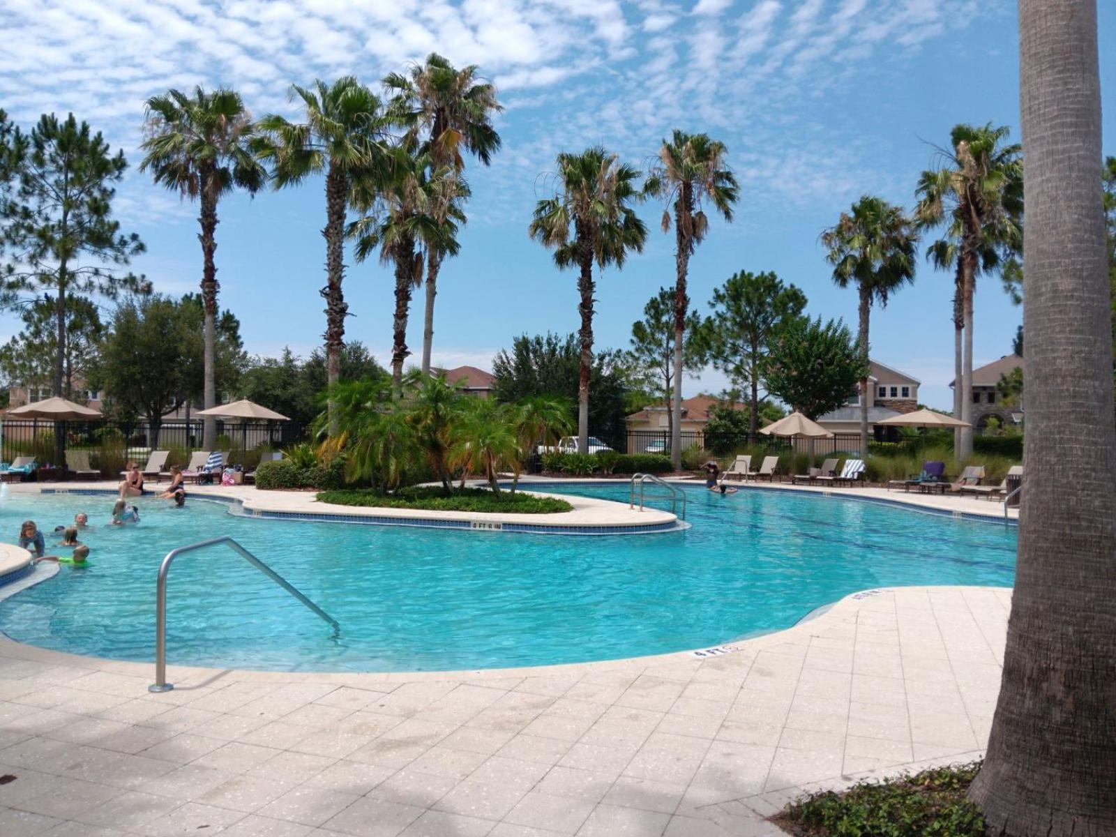 Townhome Vacay In เวสลีย์แชปเพิล ภายนอก รูปภาพ